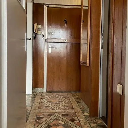 Spacious And Stylish Flat -White Harmony Apartman